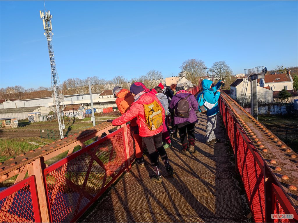 3- sur la passerelle des Rotondes